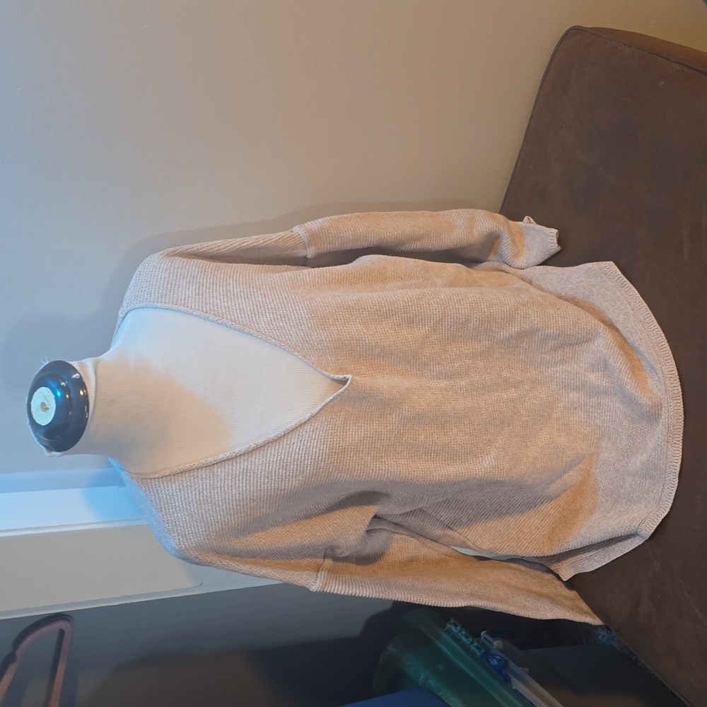 Old navy sweater